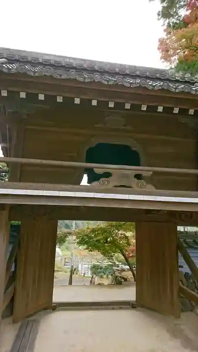 醍醐寺の山門・神門