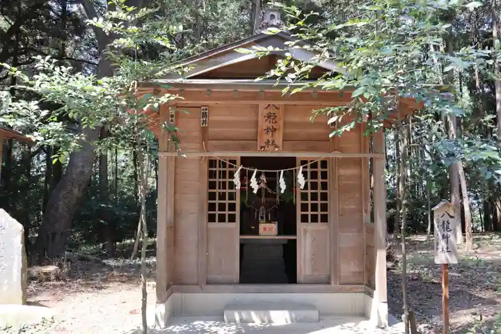 間々田八幡宮の末社・摂社