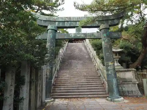 琴彈八幡宮の鳥居