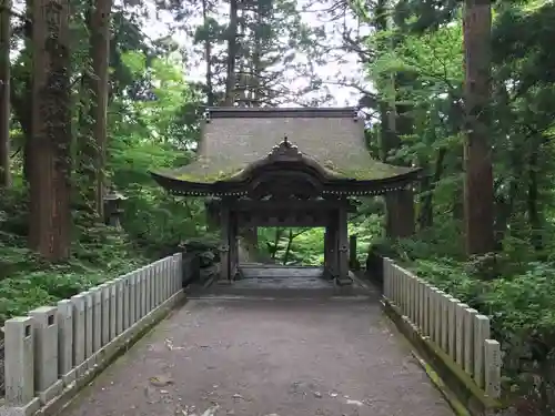 大神山神社奥宮の山門