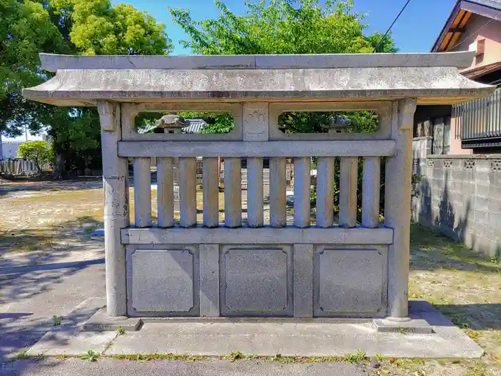 神明社(西田中)のその他建物