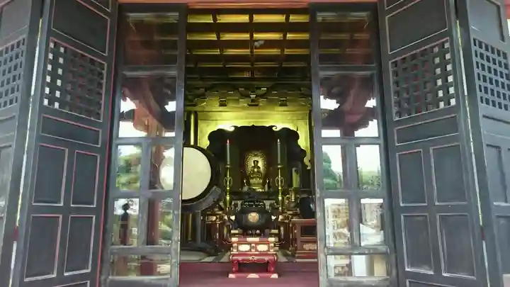 惣宗寺の本殿・本堂