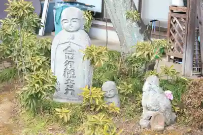 龍泉寺の{uncategorized: "未分類", other: "その他", undefined: "問題あり", building: "その他建物", grave: "お墓", sacred_gate: "鳥居", guardian: "狛犬", statue: "像", buddha: "仏像", history: "歴史", nature: "自然", garden: "庭園", animal: "動物", pagoda: "塔", temizu: "手水舎", mountain_gate: "山門・神門", sanctuary: "本殿・本堂", subordinate: "末社・摂社", art: "芸術", scenery: "景色", jizo: "地蔵", ema: "絵馬", goshuin: "御朱印", omikuji: "おみくじ", items: "授与品その他", amulet: "お守り", goshuincho: "御朱印帳", eats: "食事", festival: "お祭り", votive_dance: "神楽", shichigosan: "七五三参", wedding: "結婚式", experience: "体験その他", initially: "初詣", around: "周辺", anti_infection: "感染症対策"}