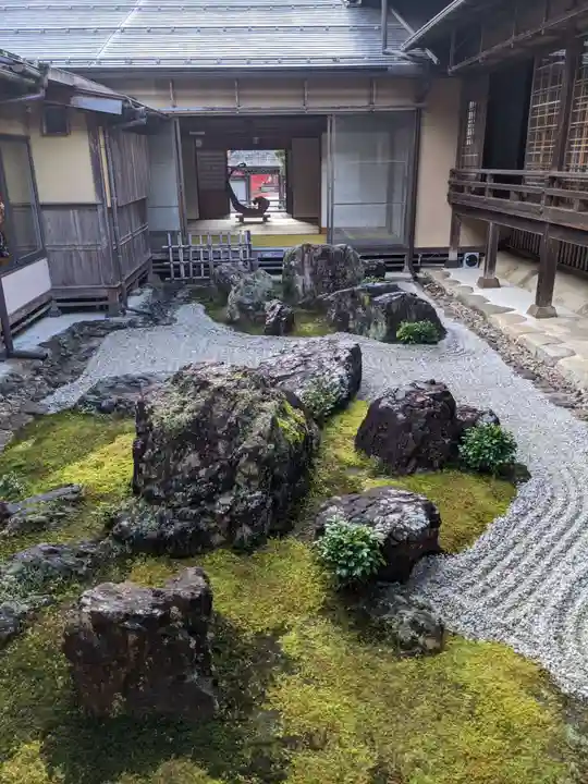 慈恩護国禅寺の庭園