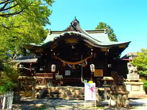 本土神社の本殿