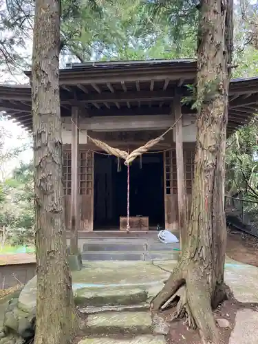 八龍神社(久那瀬)の本殿・本堂