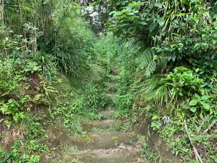 三峰神社の周辺