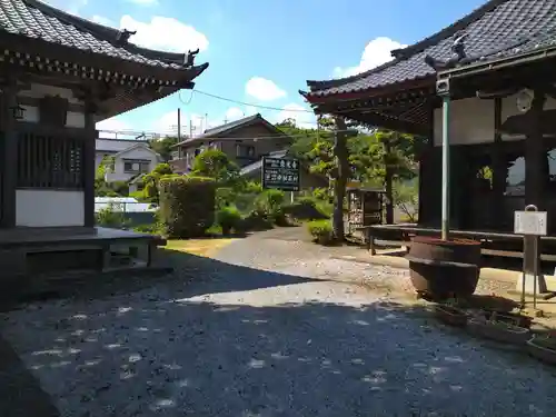 東光寺の本殿