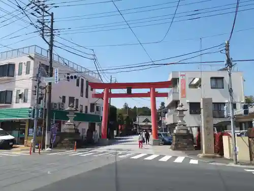 箭弓稲荷神社の鳥居