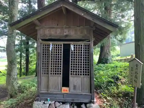 山家神社の末社・摂社