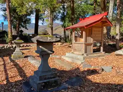 大井俣窪八幡神社の末社・摂社