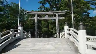 寒川神社の鳥居