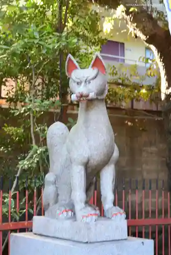 笠䅣稲荷神社の狛犬