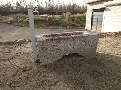 伊奈利社の手水舎