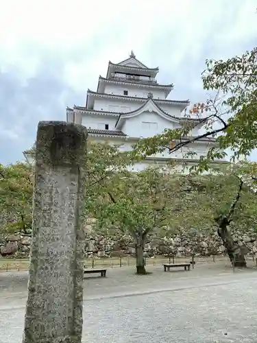 鶴ケ城稲荷神社の建物その他