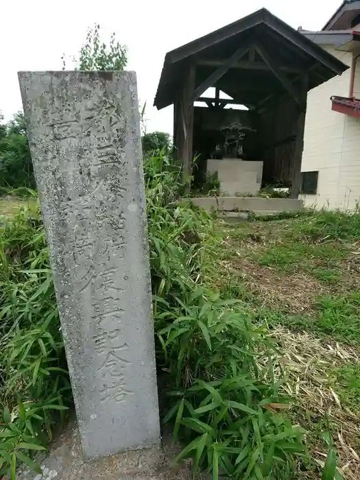 神社（名称不明）の建物その他