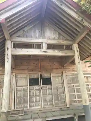 茂入神社の本殿・本堂