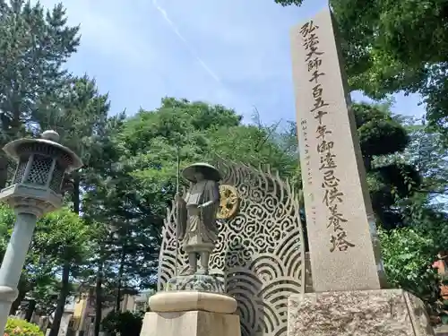 長命寺の像