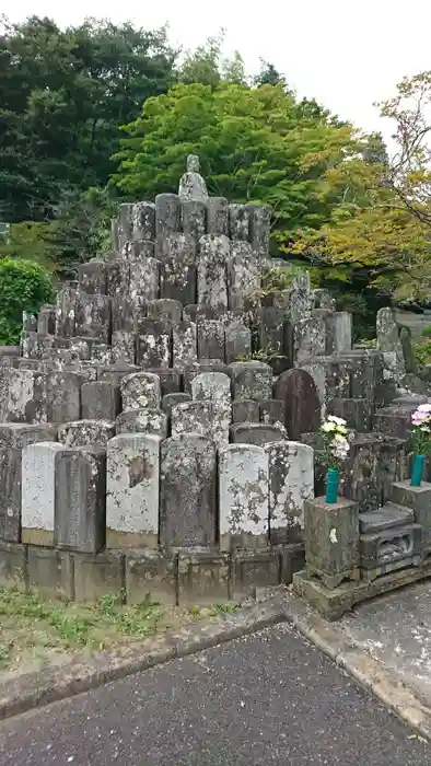 梅渓寺の建物その他