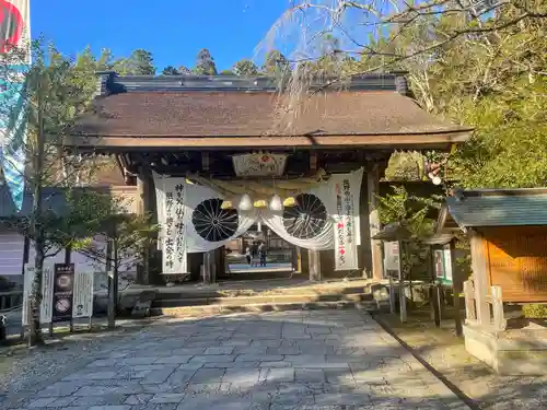 熊野本宮大社の山門・神門
