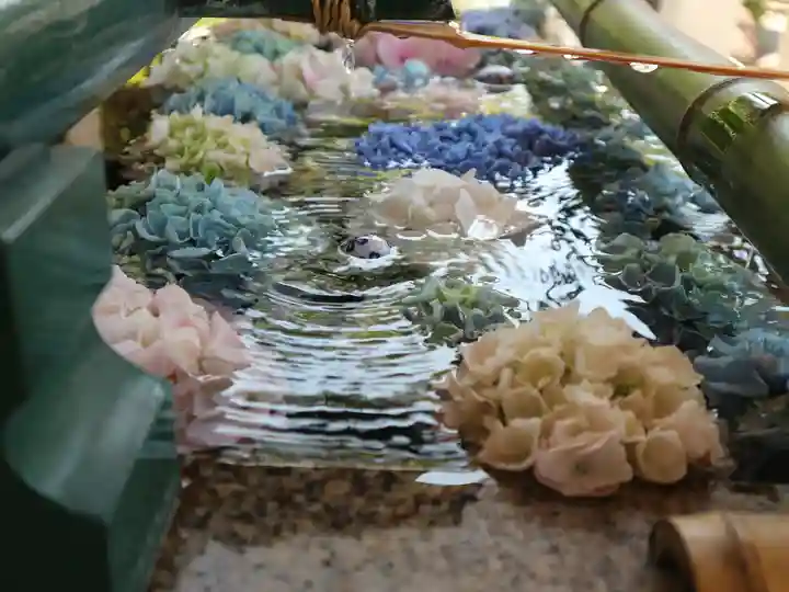 伊和志津神社の手水舎