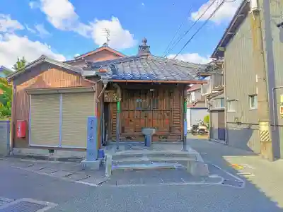 薬師堂の本殿・本堂