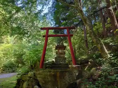 大嶽山那賀都神社(山梨県)