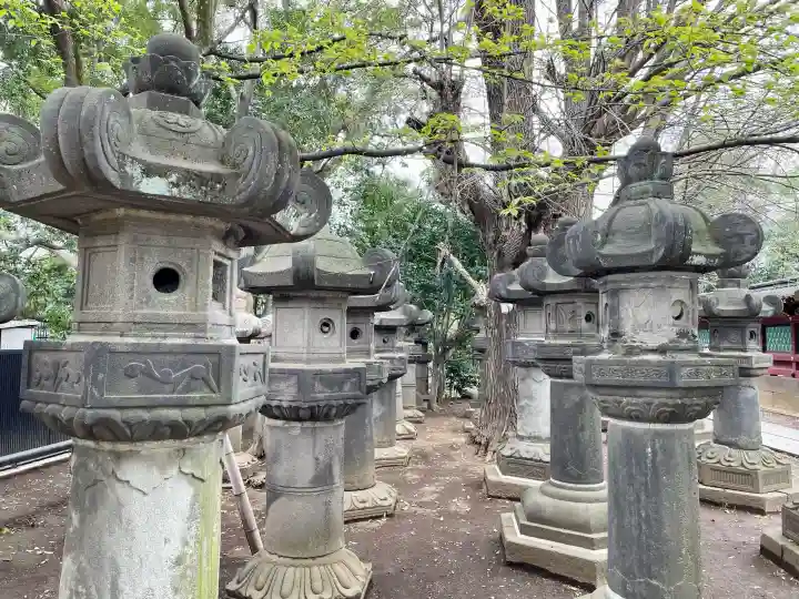 栄誉権現社の{uncategorized: "未分類", other: "その他", undefined: "問題あり", building: "その他建物", grave: "お墓", sacred_gate: "鳥居", guardian: "狛犬", statue: "像", buddha: "仏像", history: "歴史", nature: "自然", garden: "庭園", animal: "動物", pagoda: "塔", temizu: "手水舎", mountain_gate: "山門・神門", sanctuary: "本殿・本堂", subordinate: "末社・摂社", art: "芸術", scenery: "景色", jizo: "地蔵", ema: "絵馬", goshuin: "御朱印", omikuji: "おみくじ", items: "授与品その他", amulet: "お守り", goshuincho: "御朱印帳", eats: "食事", festival: "お祭り", votive_dance: "神楽", shichigosan: "七五三参", wedding: "結婚式", experience: "体験その他", initially: "初詣", around: "周辺", anti_infection: "感染症対策"}
