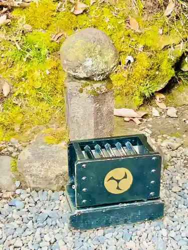 神橋(二荒山神社)の{uncategorized: "未分類", other: "その他", undefined: "問題あり", building: "その他建物", grave: "お墓", sacred_gate: "鳥居", guardian: "狛犬", statue: "像", buddha: "仏像", history: "歴史", nature: "自然", garden: "庭園", animal: "動物", pagoda: "塔", temizu: "手水舎", mountain_gate: "山門・神門", sanctuary: "本殿・本堂", subordinate: "末社・摂社", art: "芸術", scenery: "景色", jizo: "地蔵", ema: "絵馬", goshuin: "御朱印", omikuji: "おみくじ", items: "授与品その他", amulet: "お守り", goshuincho: "御朱印帳", eats: "食事", festival: "お祭り", votive_dance: "神楽", shichigosan: "七五三参", wedding: "結婚式", experience: "体験その他", initially: "初詣", around: "周辺", anti_infection: "感染症対策"}