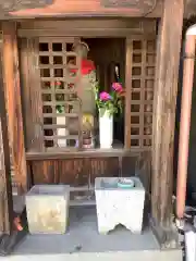 神明神社　石地蔵堂の地蔵