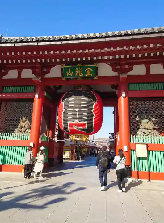 浅草寺の山門・神門