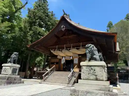 諏訪大社下社秋宮(長野県)