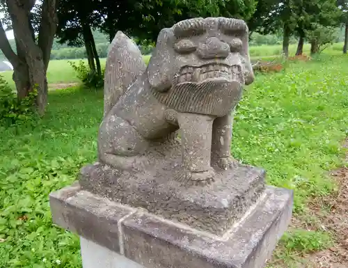 美沢神社の狛犬