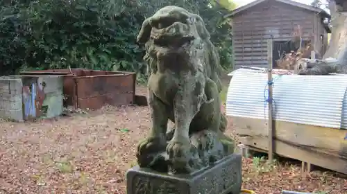 諏訪神社の狛犬