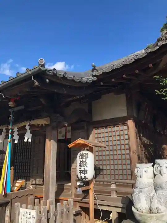 池袋御嶽神社の本殿・本堂