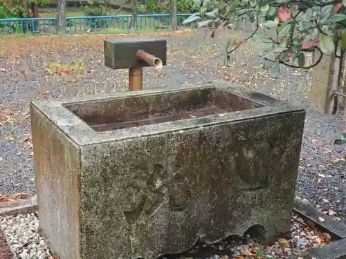 衝原大歳神社の手水舎
