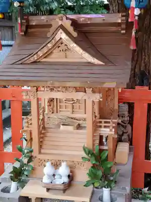 熊内八幡神社の末社・摂社