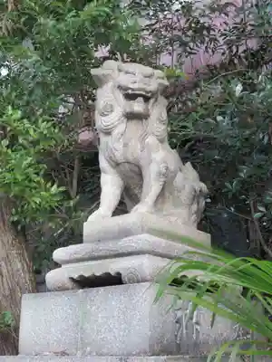 岡崎神社の狛犬