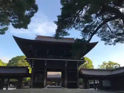 明治神宮の山門・神門