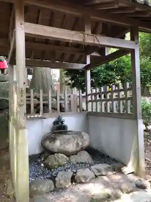 泉岡一言神社の手水舎