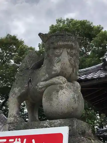 素盞嗚神社の狛犬