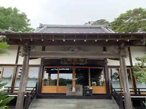 妙音寺の本殿・本堂