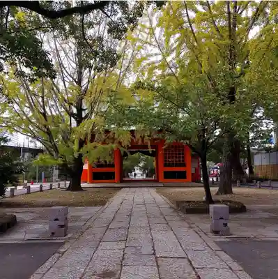 葛飾八幡宮の山門・神門