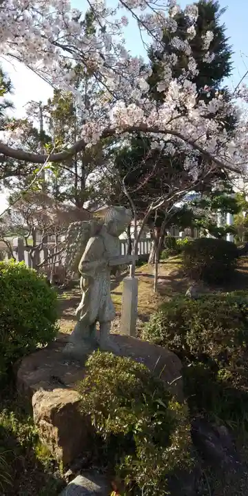 青塚社(北方町)の像