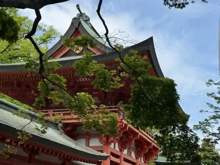 武蔵一宮氷川神社の{uncategorized: "未分類", other: "その他", undefined: "問題あり", building: "その他建物", grave: "お墓", sacred_gate: "鳥居", guardian: "狛犬", statue: "像", buddha: "仏像", history: "歴史", nature: "自然", garden: "庭園", animal: "動物", pagoda: "塔", temizu: "手水舎", mountain_gate: "山門・神門", sanctuary: "本殿・本堂", subordinate: "末社・摂社", art: "芸術", scenery: "景色", jizo: "地蔵", ema: "絵馬", goshuin: "御朱印", omikuji: "おみくじ", items: "授与品その他", amulet: "お守り", goshuincho: "御朱印帳", eats: "食事", festival: "お祭り", votive_dance: "神楽", shichigosan: "七五三参", wedding: "結婚式", experience: "体験その他", initially: "初詣", around: "周辺", anti_infection: "感染症対策"}