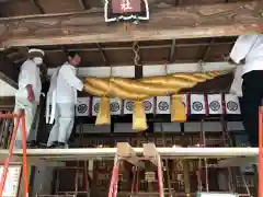 白山神社の本殿