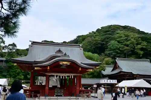 鶴岡八幡宮の本殿・本堂