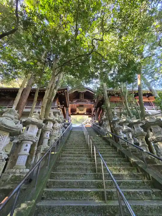 鹿嶋神社の{uncategorized: "未分類", other: "その他", undefined: "問題あり", building: "その他建物", grave: "お墓", sacred_gate: "鳥居", guardian: "狛犬", statue: "像", buddha: "仏像", history: "歴史", nature: "自然", garden: "庭園", animal: "動物", pagoda: "塔", temizu: "手水舎", mountain_gate: "山門・神門", sanctuary: "本殿・本堂", subordinate: "末社・摂社", art: "芸術", scenery: "景色", jizo: "地蔵", ema: "絵馬", goshuin: "御朱印", omikuji: "おみくじ", items: "授与品その他", amulet: "お守り", goshuincho: "御朱印帳", eats: "食事", festival: "お祭り", votive_dance: "神楽", shichigosan: "七五三参", wedding: "結婚式", experience: "体験その他", initially: "初詣", around: "周辺", anti_infection: "感染症対策"}