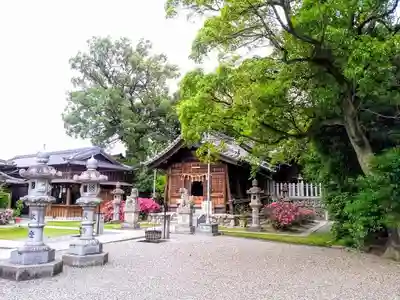 八柱神社（荒尾）の本殿・本堂