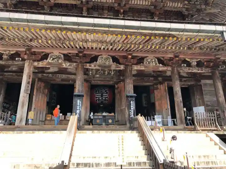 金峯山寺の本殿・本堂